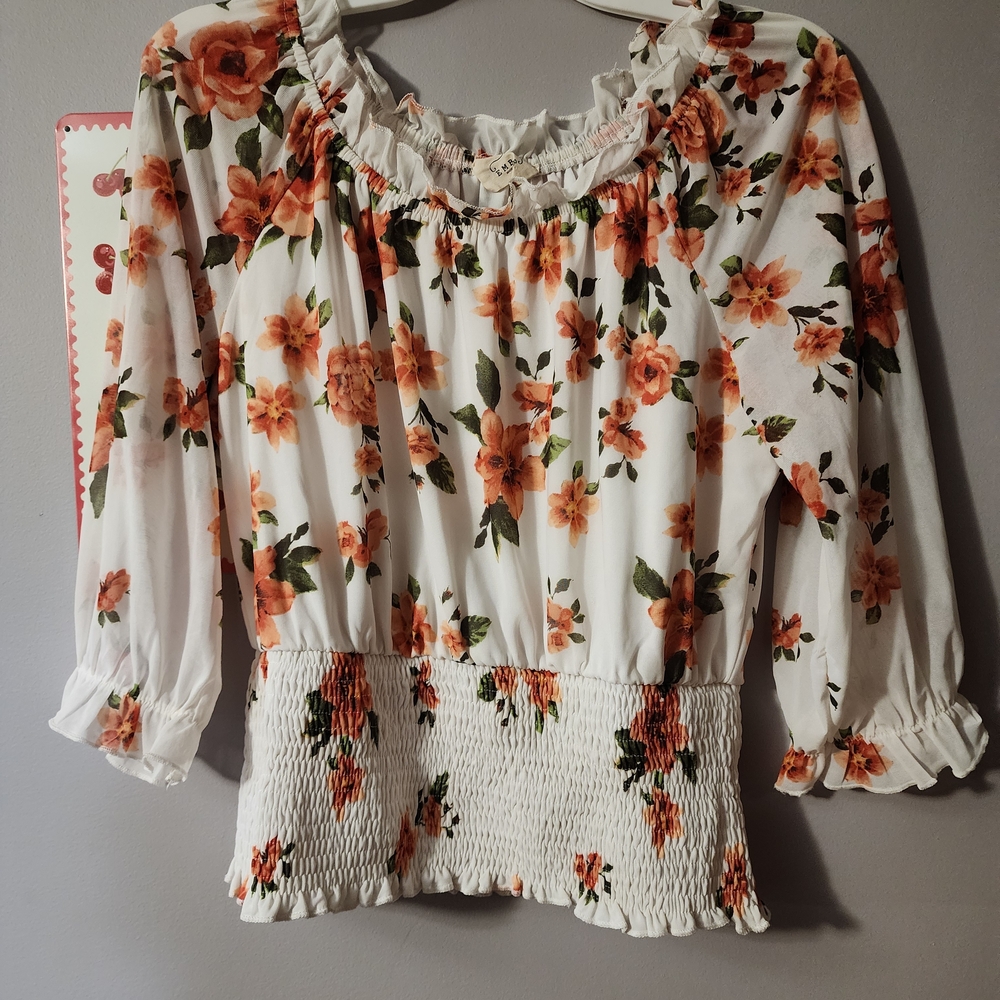 Elegant Floral Ruffle Blouse